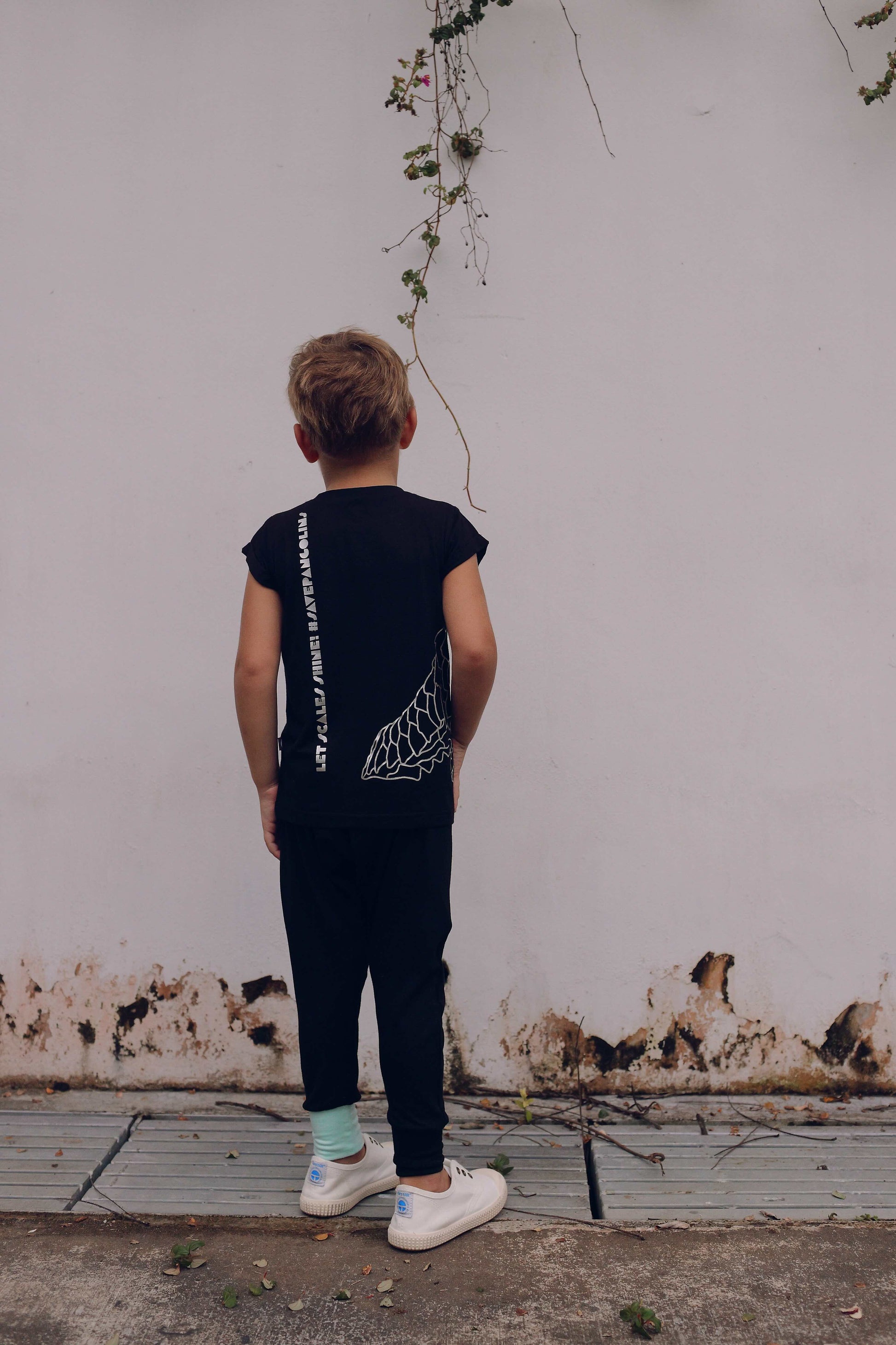 ikkikidz Pangolin t-shirt | kids Fashion | The Green Collective SG