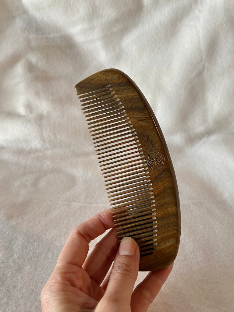 You Living Handcrafted Verawood comb (Medium)