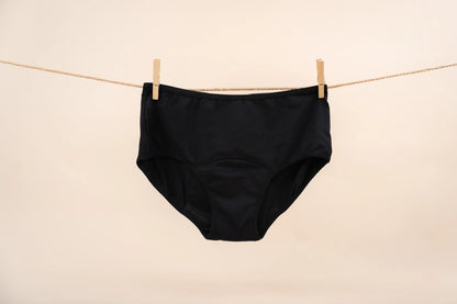 OZEE BODY Period Underwear - Lilyrose | period underwear | The Green Collective SG