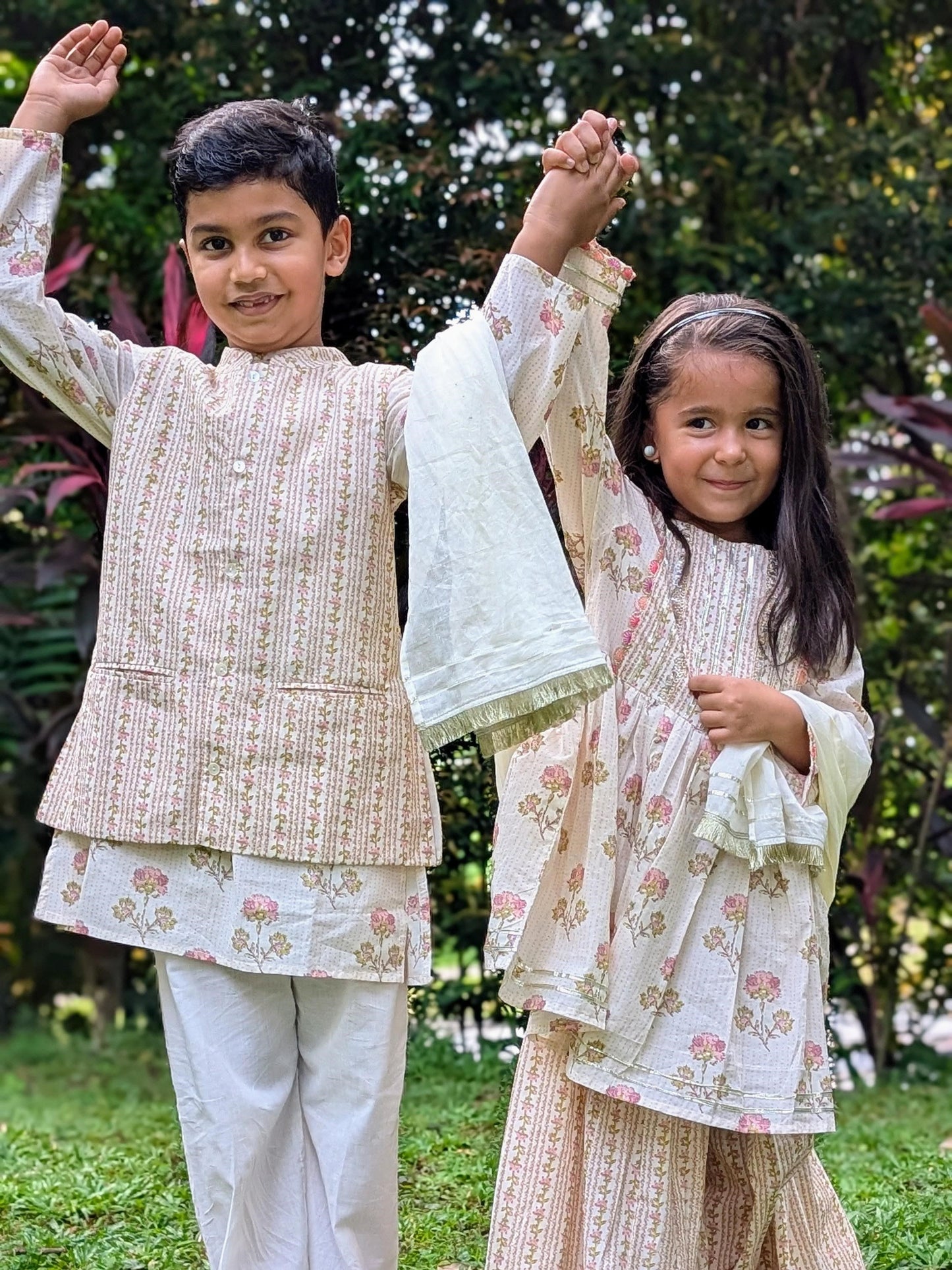 Nimbu Pink Bloom Kurta Pajama Jacket Set