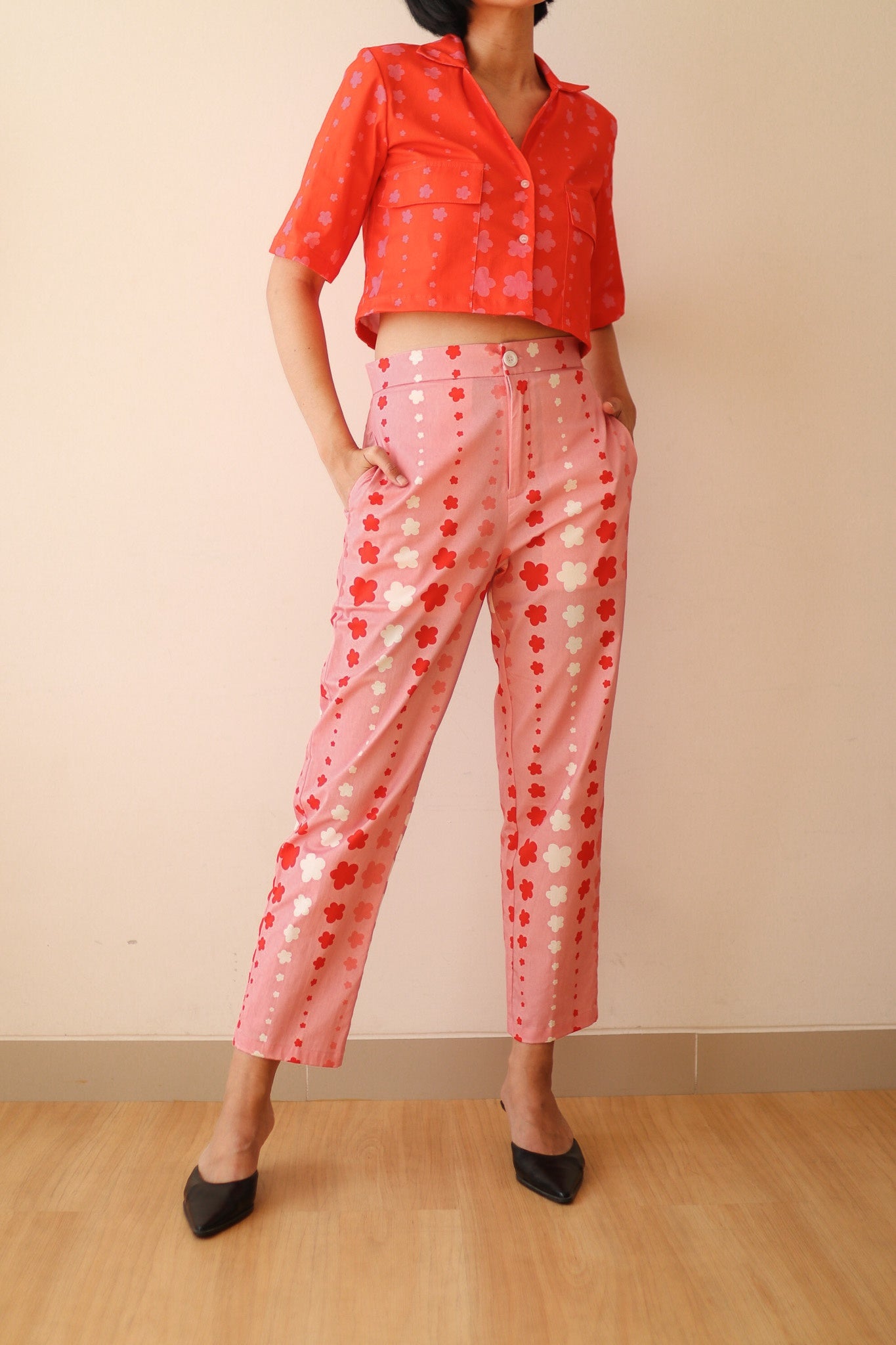 Calla The Label Stars Pipe Trousers in Pink